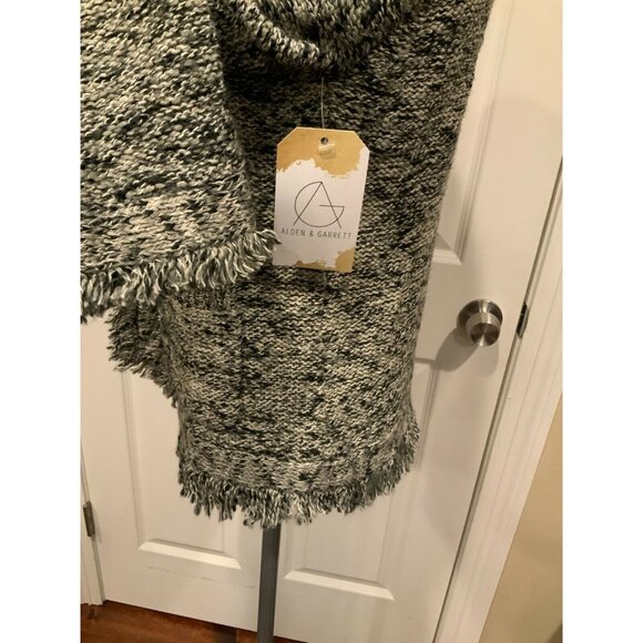 Angel of the North Anthropologie Black, Gray & White Fringe Cardigan, Size M - Picture 5 of 9